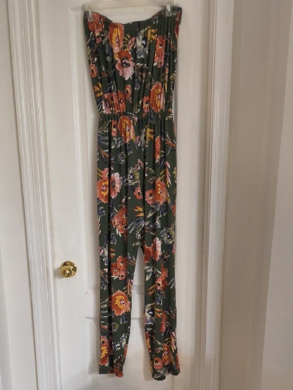 Gilli Olive Strapless Floral Jumpsuit - Picture 3 of 4